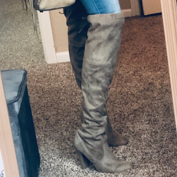 ❌SOLD❌🔥Steve Madden taupe over the knee boot - Picture 7 of 7